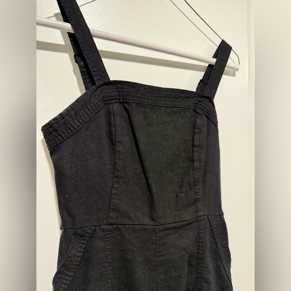 Overall bib black romper. Adjustable straps. Never been worn. Size extra small - Picture 2 of 8
